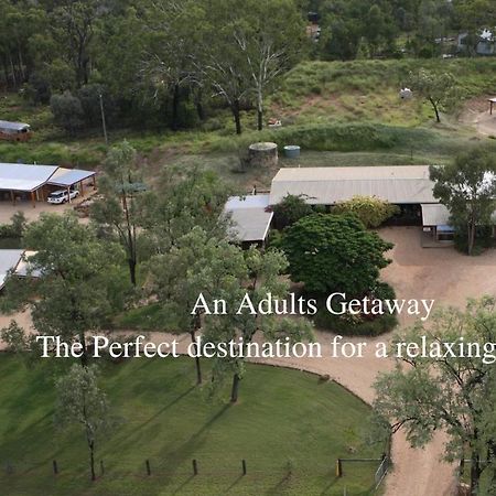 Rubyvale Motel & Holiday Units - An Adults Only Getaway Exterior photo